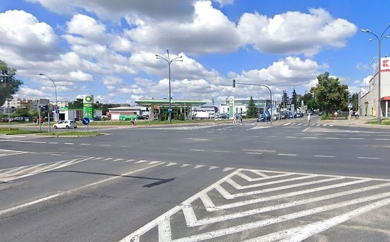 Do zatrzymania doszo na skrzyowaniu ulicy Wojska Polskiego i Armii Krajowej / fot.: Google