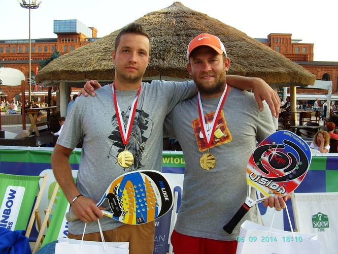 Mistrzowie Polski, od lewej: Daniel Pkoszek i Mariusz Kozica.