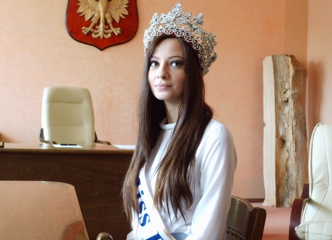Piotrkowianka w finale Miss World 2014