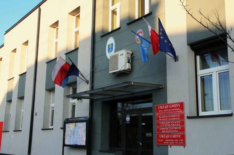 Przeprosili gmin Wola Krzysztoporska za „unijn flag”